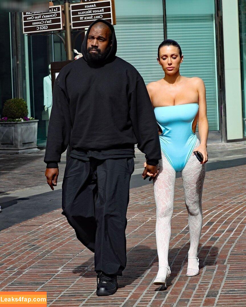 Bianca Censori / bianca.censori_official / biancacensori_official слитое фото фото #0848