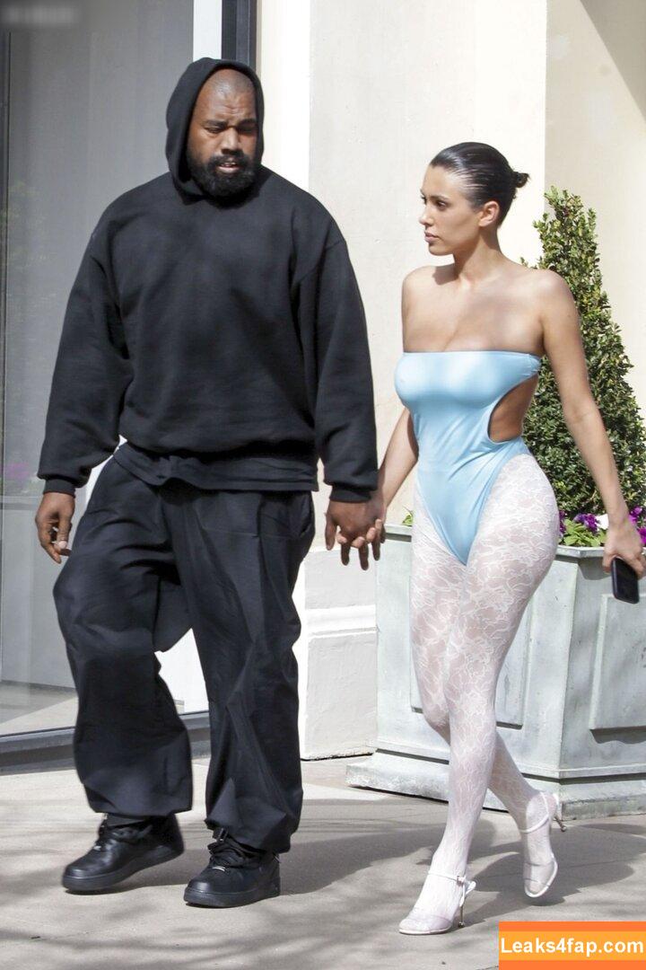 Bianca Censori / bianca.censori_official / biancacensori_official слитое фото фото #0854