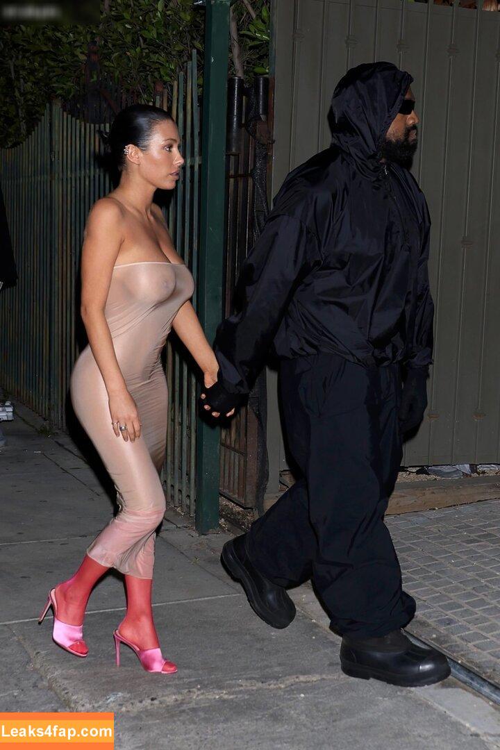 Bianca Censori / bianca.censori_official / biancacensori_official leaked photo photo #0872