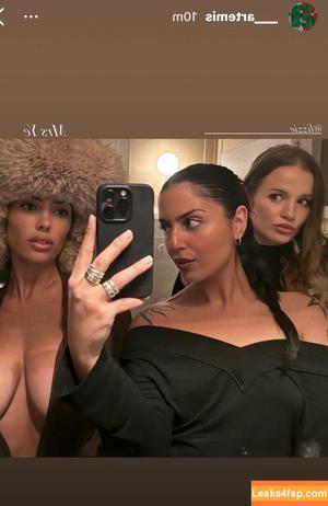 Bianca Censori photo #0080