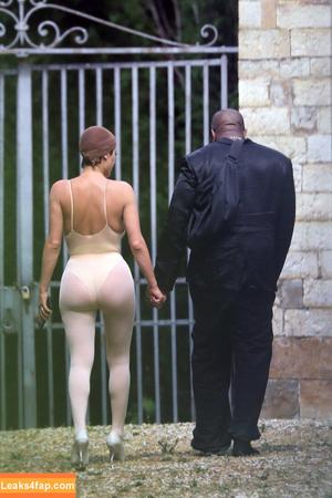 Bianca Censori photo #0095