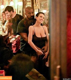 Bianca Censori фото #0206