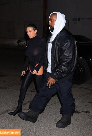 Bianca Censori фото #0211