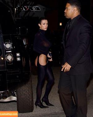 Bianca Censori фото #0218