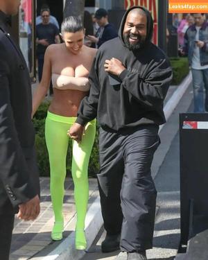 Bianca Censori фото #0252