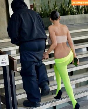 Bianca Censori фото #0254