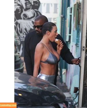 Bianca Censori фото #0261