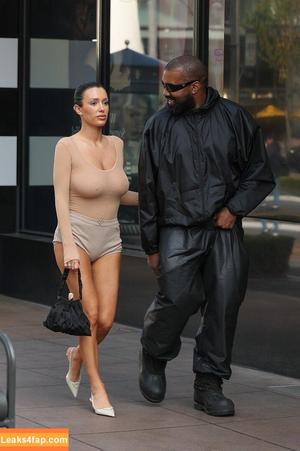 Bianca Censori фото #0290