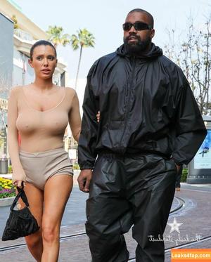 Bianca Censori фото #0295