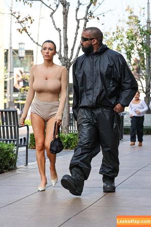 Bianca Censori фото #0305