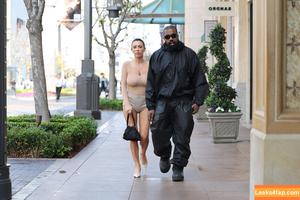 Bianca Censori фото #0313