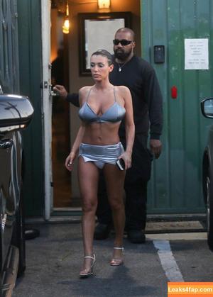 Bianca Censori фото #0344