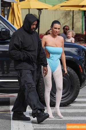 Bianca Censori фото #0375