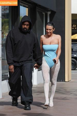 Bianca Censori фото #0376