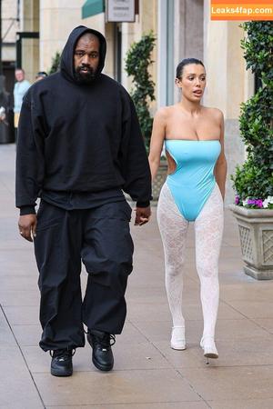 Bianca Censori фото #0382