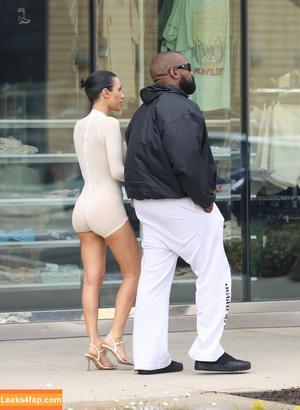 Bianca Censori фото #0412