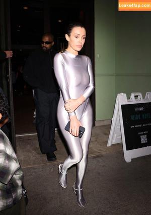 Bianca Censori фото #0423