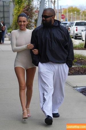 Bianca Censori фото #0443