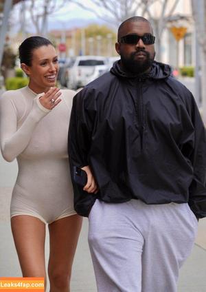 Bianca Censori фото #0448