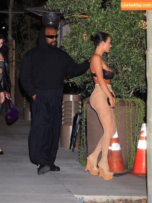 Bianca Censori фото #0459