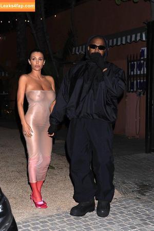 Bianca Censori фото #0479