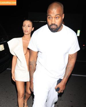 Bianca Censori фото #0491