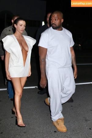 Bianca Censori фото #0493