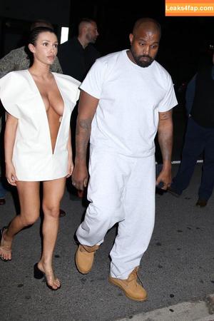 Bianca Censori фото #0494