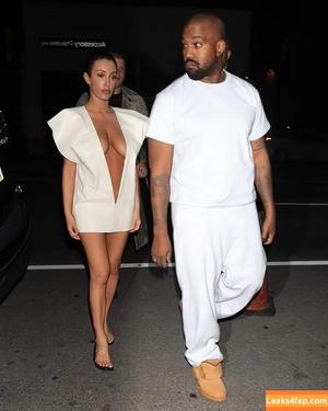 Bianca Censori фото #0506