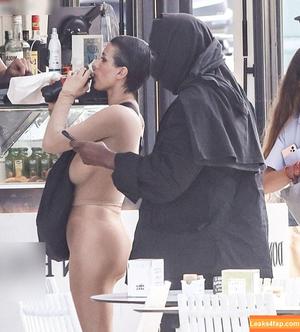 Bianca Censori фото #0614