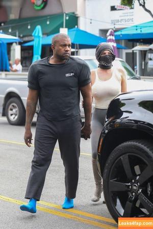 Bianca Censori фото #0639