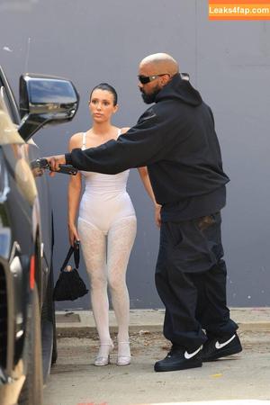 Bianca Censori фото #0799