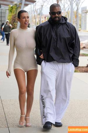 Bianca Censori фото #0829