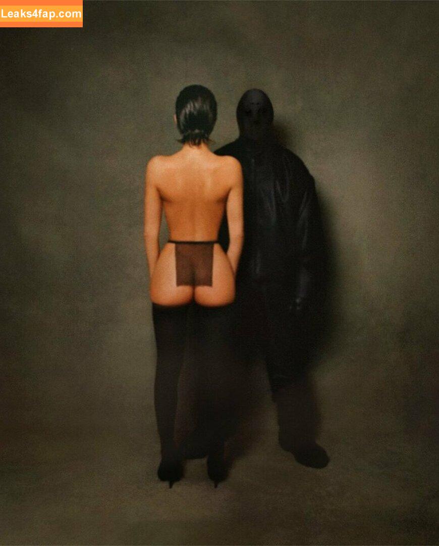 Bianca Censori / bianca.censori_official / biancacensori_official слитое фото фото #1340