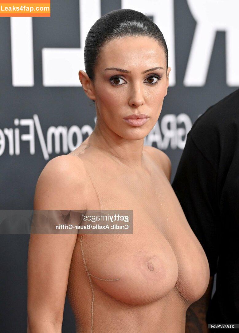 Bianca Censori / bianca.censori_official / biancacensori_official слитое фото фото #1436