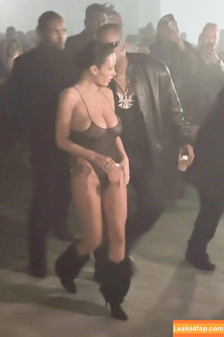 Bianca Censori / bianca.censori_official / biancacensori_official leaked photo photo #1477