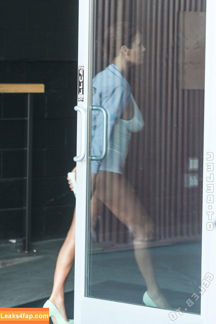 Bianca Censori / bianca.censori_official слитое фото фото #1676