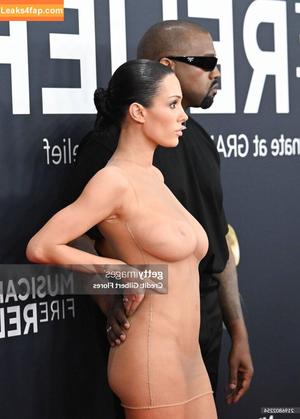 Bianca Censori фото #1360