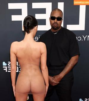 Bianca Censori фото #1409