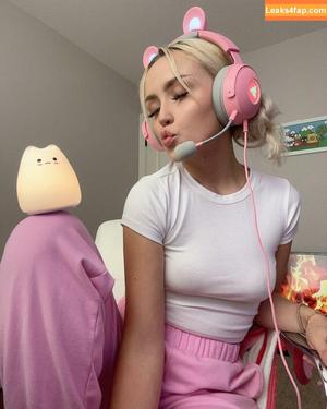 bibblebooop photo #0244