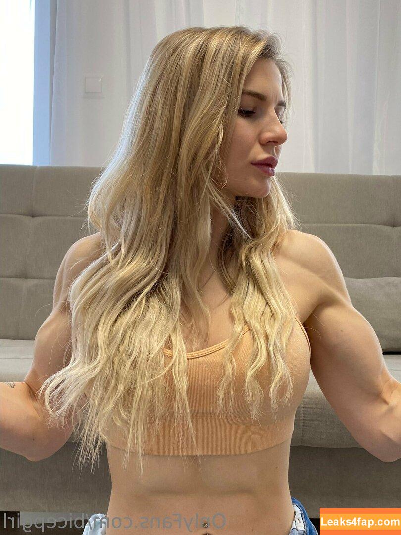 bicepgirl /  leaked photo photo #0013