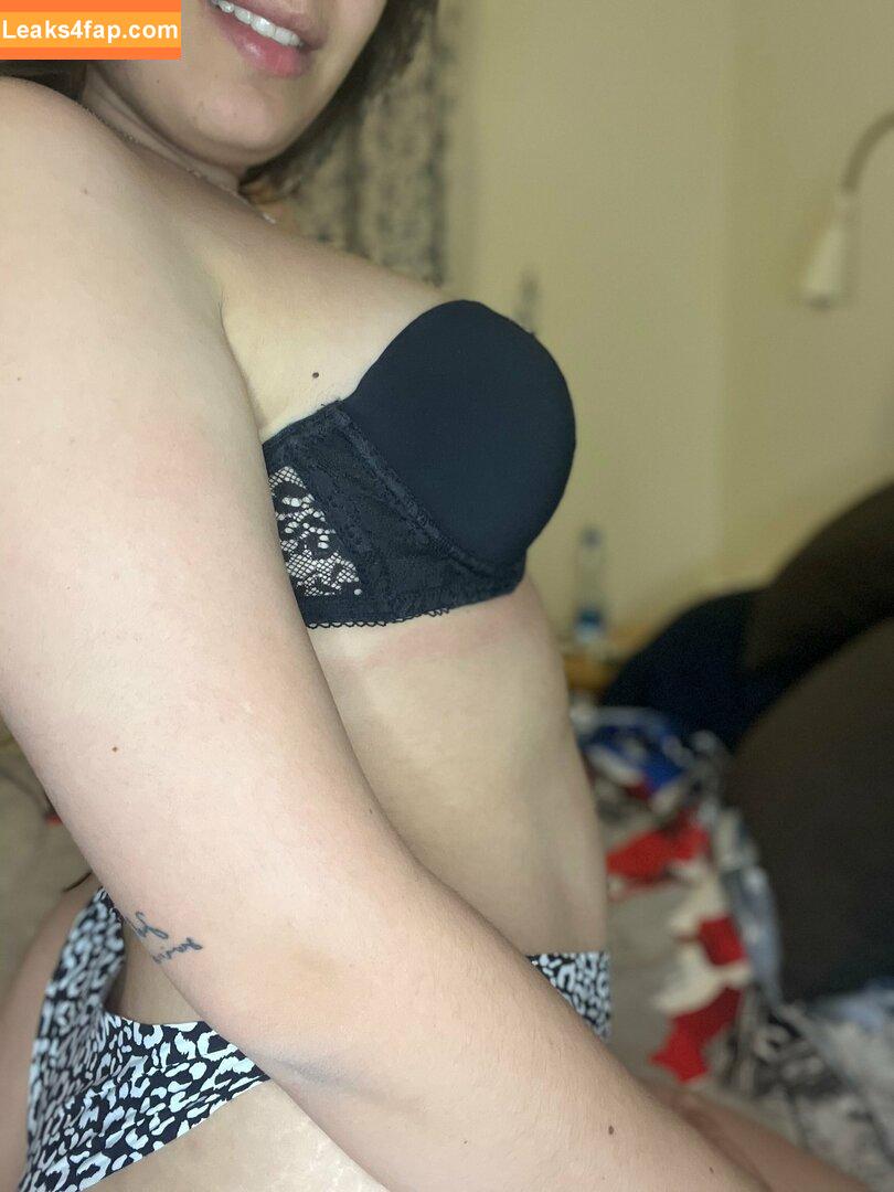 bichota69sexting / 69_bichota / adaharavip / kyliestepsister leaked photo photo #0011