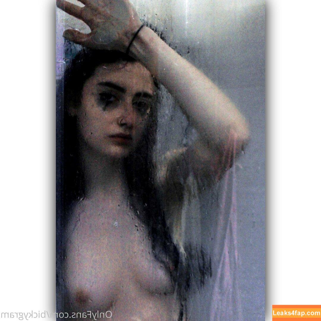bickygram /  leaked photo photo #0019
