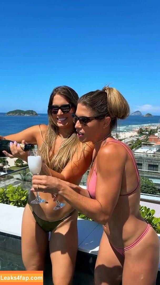 Bie & Branca Feres / Gêmeas do Nado Sincronizado / biaebrancaferes leaked photo photo #0094