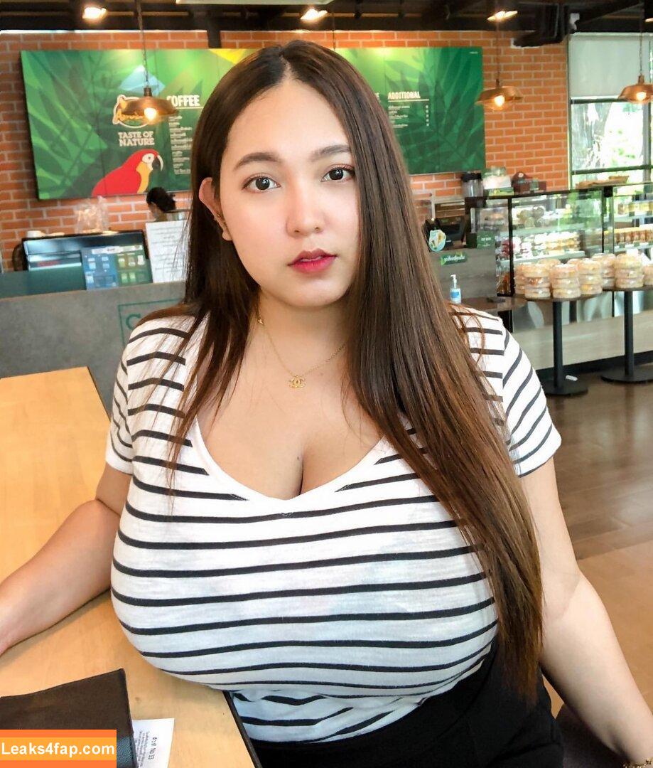 biene.kb /  leaked photo photo #0023