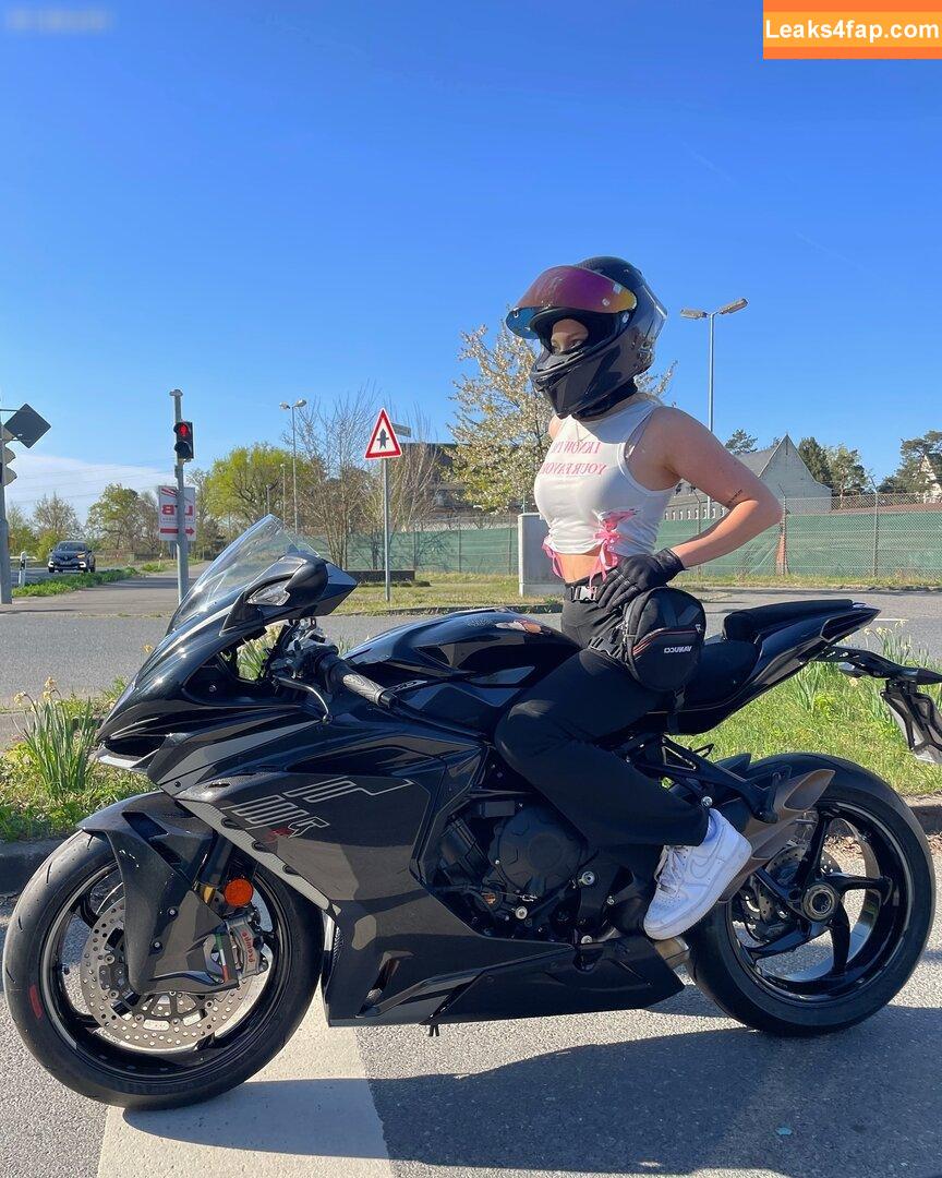 bienmichelle /  leaked photo photo #0015