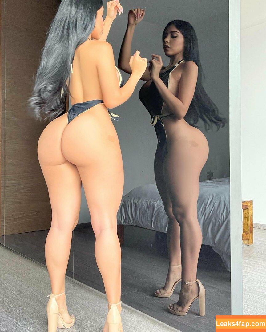 Big Booty Queen / bootyqueen92 / kristiinyoleen leaked photo photo #0006