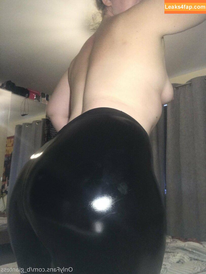 bigbadbee /  leaked photo photo #0017