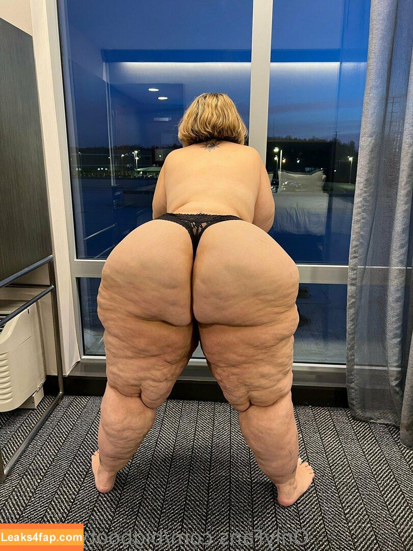 bigbootyasshley / the_real_bigbootyasshley leaked photo photo #0080