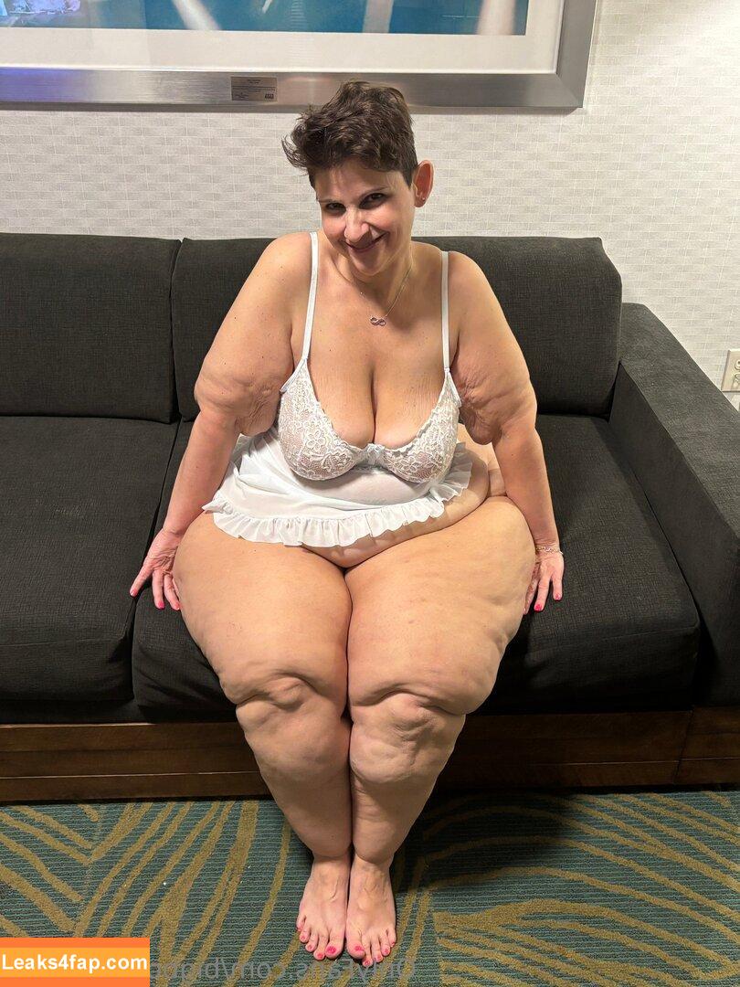 bigbootyasshley / the_real_bigbootyasshley leaked photo photo #0147
